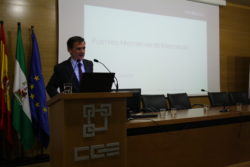 La conferencia inaugural del Foro Financiero corrió a cargo de Jesús Sánchez-Quiñones